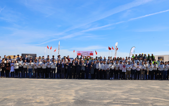 photo collective des employés de l'usine CITIC DICASTAL de Kénitra